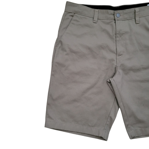 Volcom True-To-This Shorts Men's Size 33 Inseam 10" Excellent Condition - Picture 5 of 8